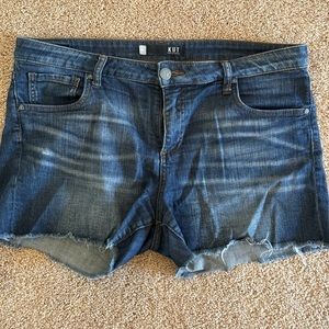 KUT FROM THE KLOTH Ginger Fray Denim Shorts - 14